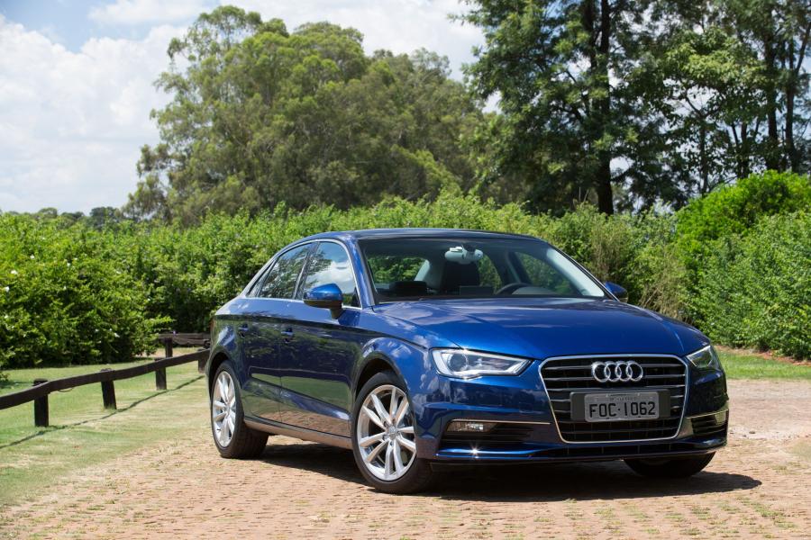  Audi A3 Sedan 1.8 T (8V) 2014 года  (фото 1 из 30)